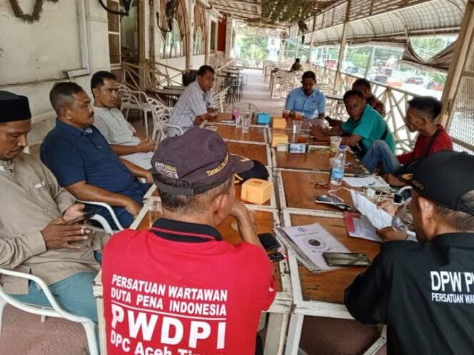 
					Tarmizi ketua DPW PWDPI Aceh Timur pimpin Rapat LAI BPAN Perdana Awal Tahun