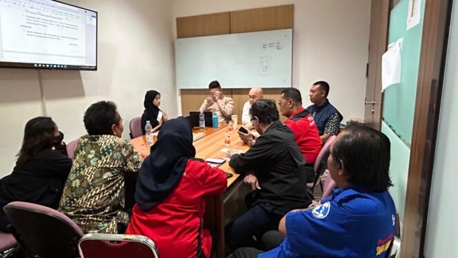 
					Gugat Pengaman Swakarsa Pasal 31 Ayat 1 Perpol No. 4 Tahun 2020 ke Mahkamah