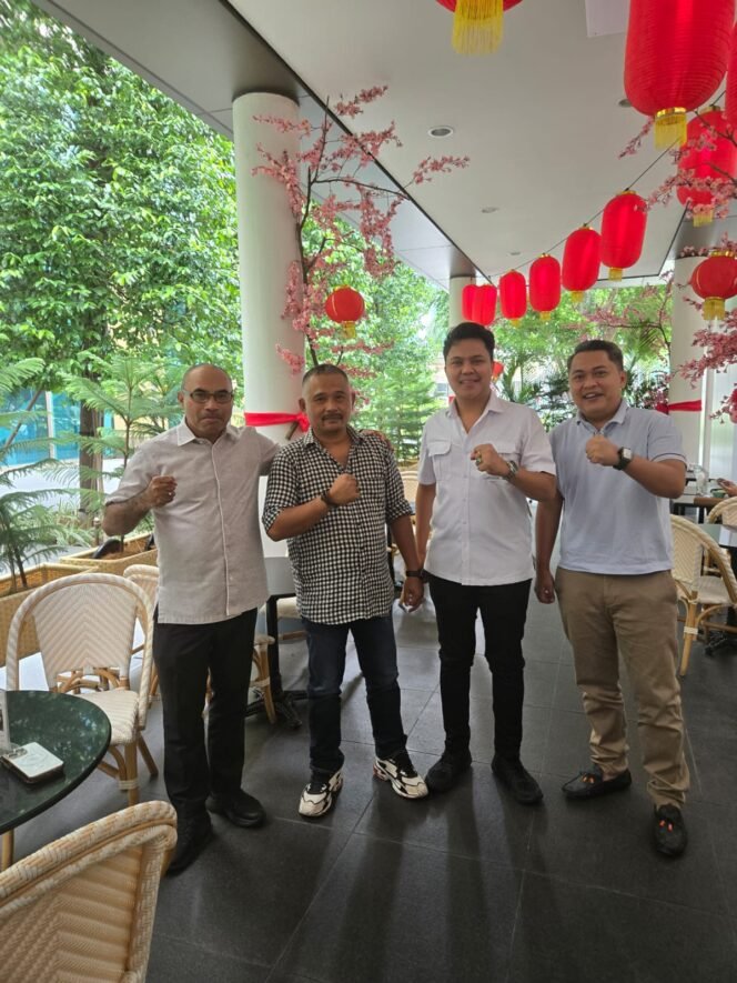 
					Ketua DPD GRIB JAYA Provinsi Jambi Bertemu Tokoh Nasional, Tegaskan Komitmen Kawal Isu Pertanahan