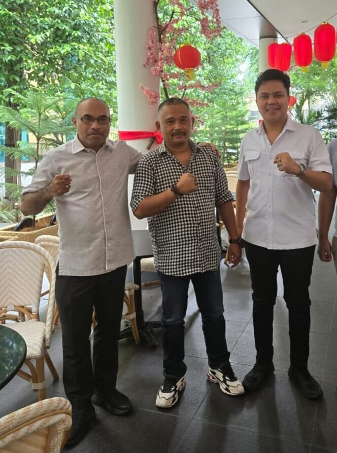 
					Ketua DPD GRIB Jaya Provinsi Jambi Hairul Amri Prastio Sorot GOR Angker di Merangin: Ditelantarkan Hingga Jadi Sarang Hantu, Akuntabilitas Pengawasan Kebijakan dan Anggaran Dipertanyakan! 