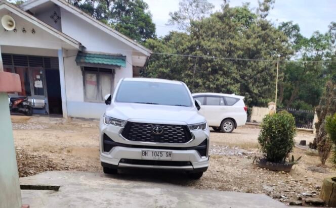 
					Kendaraan Dinas Pemkab Sarolangun Banyak yang Tak Taat Pajak dan Berkamuflase Plat Nomor