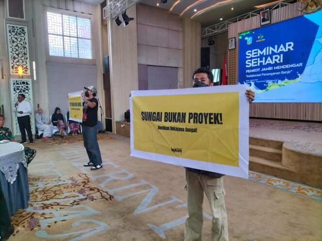 
					Walhi Jambi: Stop Proyek Perusak Lingkungan Kota Jambi, Kembalikan Fungsi Lahan JBC Sebagai Keseimbangan Ekologis