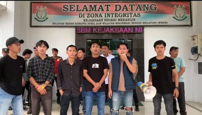 
					Kejati Jambi Bohongi GMM, ST Burhanuddin Dikecam: Jaksa Nakal di Jambi Harus Ditindak!