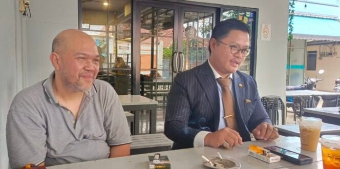 
					Studi Kasus Mathews Siahaan dan Tobali Production: Tonggak Penting Perlindungan Hak Cipta dalam Hubungan Industrial