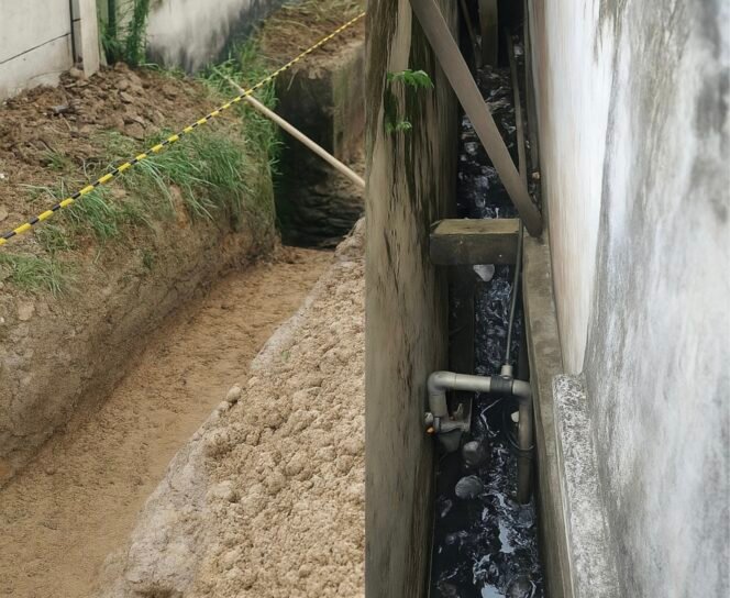 
					Diduga Serobot dan Sempitkan Drainase di Handil: Walikota Jambi Diminta Tinjau Lokasi Bersama Masyarakat