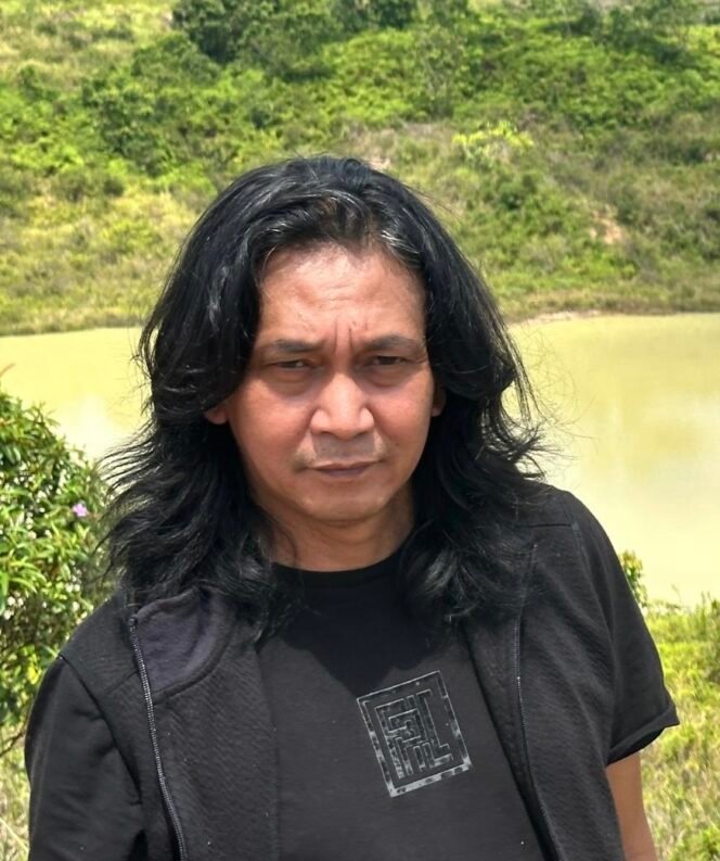 
					Timbun Daerah Resapan Air, Feri Irawan: PT SAS Adalah Penjahat Lingkungan!