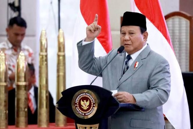 
					Prabowo Siap Cabut Izin dan Tindak Tegas Pengusaha Nakal: Tak Ada Ampun bagi Pengusaha Perusak Tata Ruang