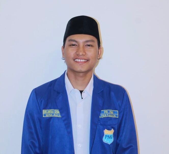 
					Erlangga Siswijaya Diusung Keluarga Besar PMII Unila, Bawa Semangat Kaderisasi yang Lebih Berdampak