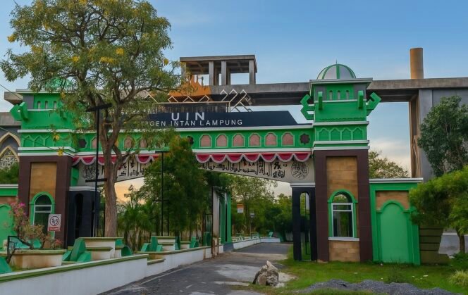 
					Pembangunan Gapura UIN Raden Intan Lampung Senilai Rp 3,7 Miliar Diduga Dikorupsi