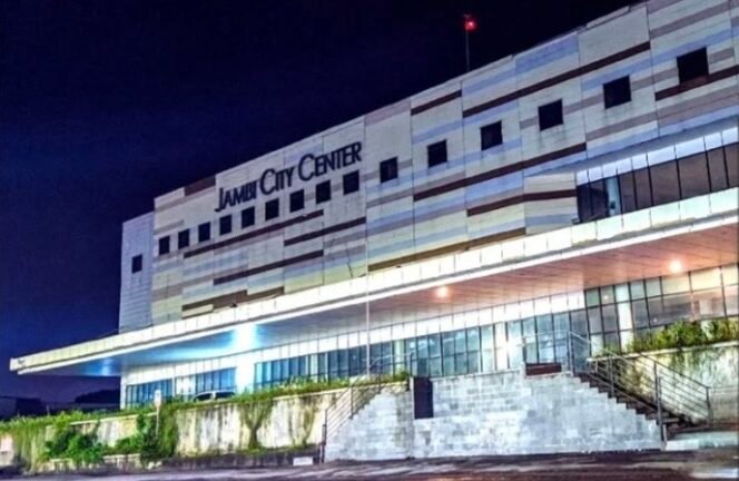 
					Proyek JCC Jambi Sarat Masalah: Addendum Diduga Rugikan Keuangan Daerah, Penindakan Kejari Masih Mandek