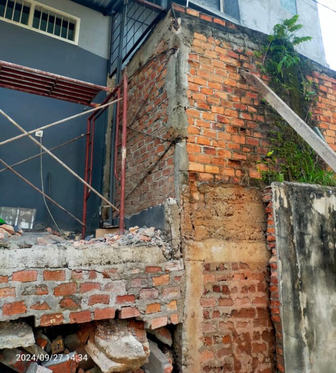 
					Kasus Pengrusakan Bangunan Yung Yung Chandra Mandek: SP2HP Menumpuk, Police Line Tak Pernah Dipasang