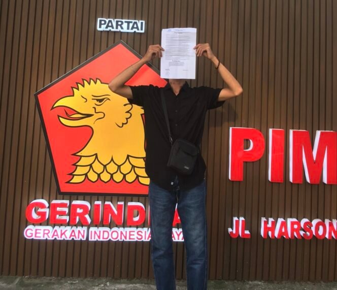 
					Aliansi Mahasiswa Pemuda Merangin Jambi: Gelar Aksi di DPP Partai Gerindra Tuntut Nonaktifkan Waka II DPRD Merangin