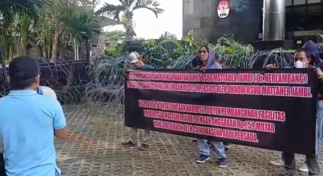 
					Aliansi Pergerakan Pemuda Peduli Jambi Desak KPK dan Kejagung Usut Dugaan Penjualan Limbah Medis RSUD Raden Mattaher