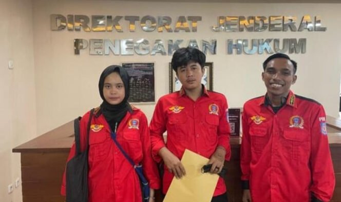 
					PWDPI Jambi Surati Kejari: Minta Koreksi Penerapan Pasal pada Kasus Pengrusakan Bangunan Milik YC