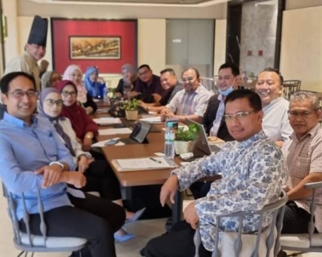 
					Jutaan Nelayan Benih Bening Lobster Tolak Perubahan Permen KP No. 7 Tahun 2024