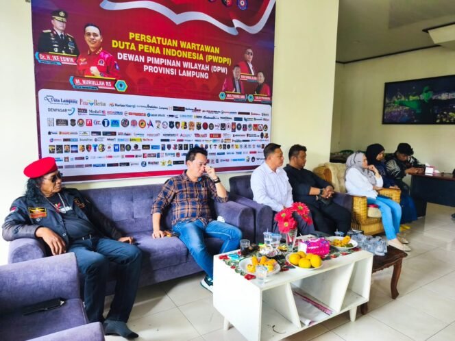 
					Hadiri Muswil DPW PWDPI Lampung, Ketum PWDPI Minta Perkuat Jaringan Ekonomi dan Kualitas Wartawan