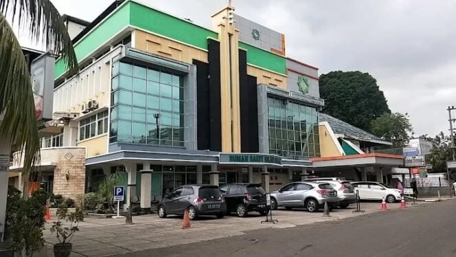 
					Pelayanan Dokter RS Arafah Jambi Dipersoalkan, Pasien Mengaku Tertekan Secara Psikologis Usai Berobat